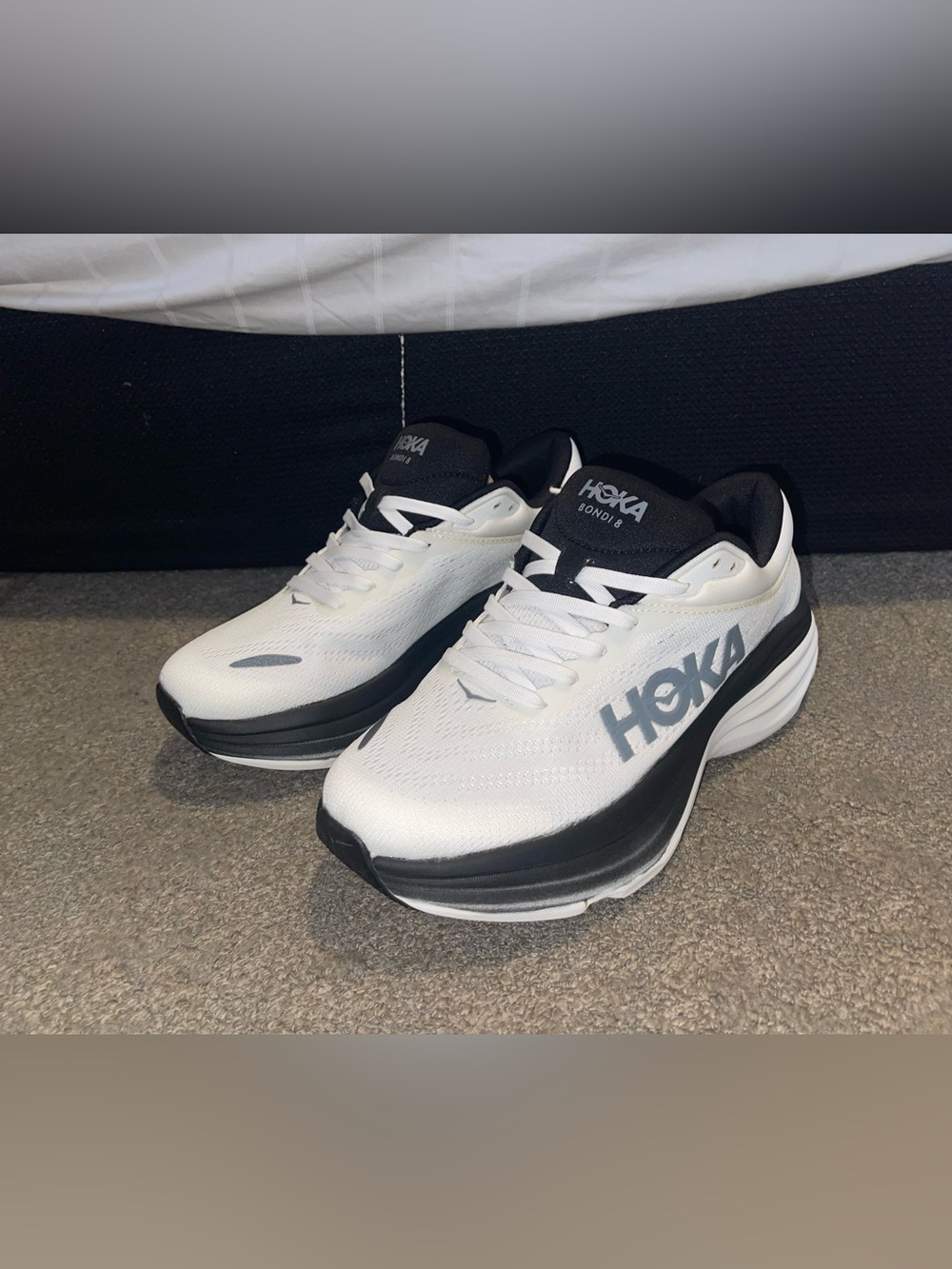Mens Hoka Bondi 8 / Size 8